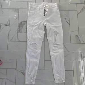 American eagle white distressed jeans